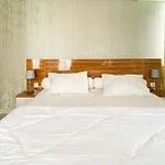 Redliving Apartemen Grand Kamala Lagoon By Ownr Room