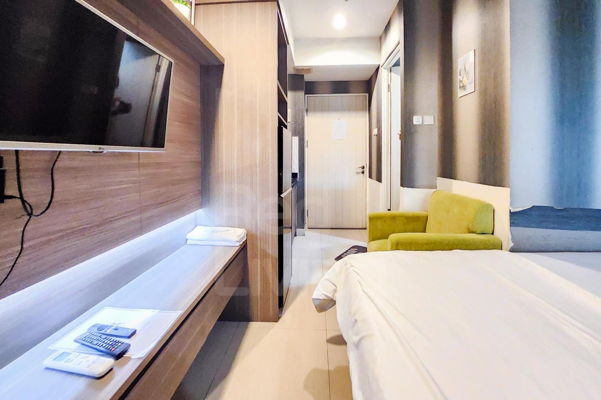 Redliving Grand Kamala Lagoon By Ownr * Bekasi